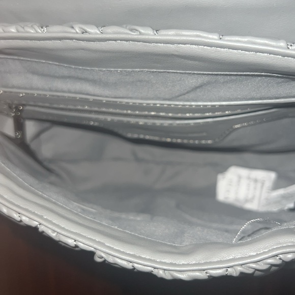 Badgley Mischka Grey Quilted Bag - Picture 6 of 7